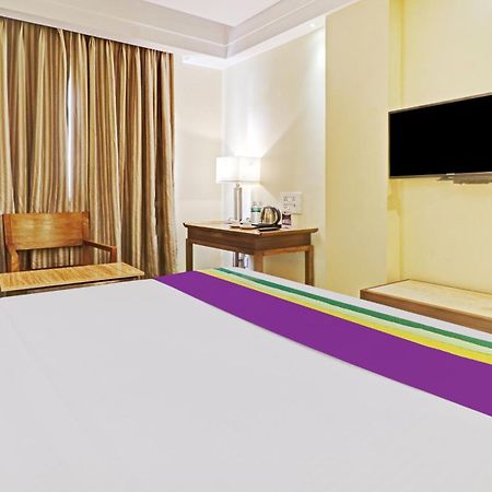 Treebo Tryst Park N Hotel Vijayawada Ngoại thất bức ảnh