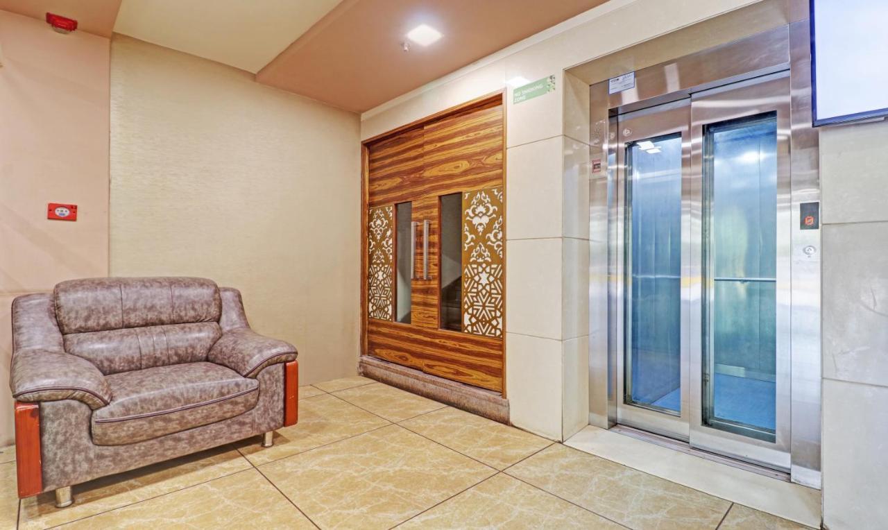 Treebo Tryst Park N Hotel Vijayawada Ngoại thất bức ảnh